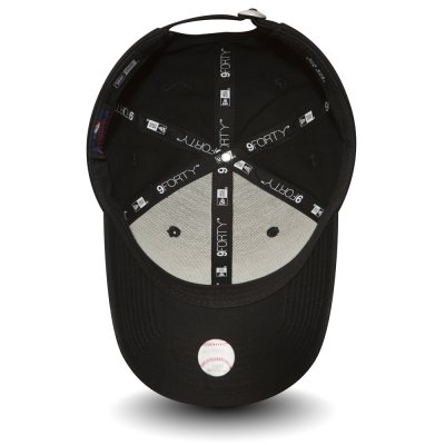 Caps - New Era New York Yankees MBL Essential 9FORTY (Black/Black)