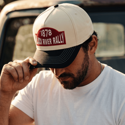 Cap - Black River Louisville Cotton Snapback (off-white/black)