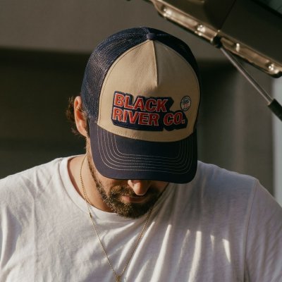 Cap - Black River Heritage Trucker (beige/navy)