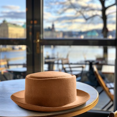 Hats - Gårda Cairns Pork Pie (sand)