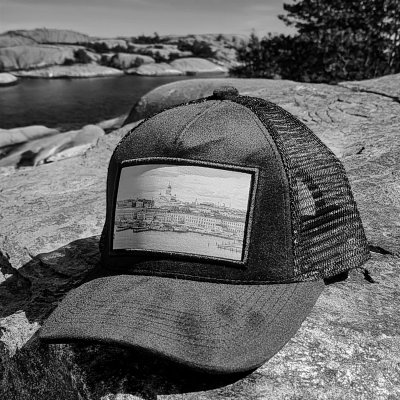 Caps - Gårda Velvet Trucker Helsinki (black)